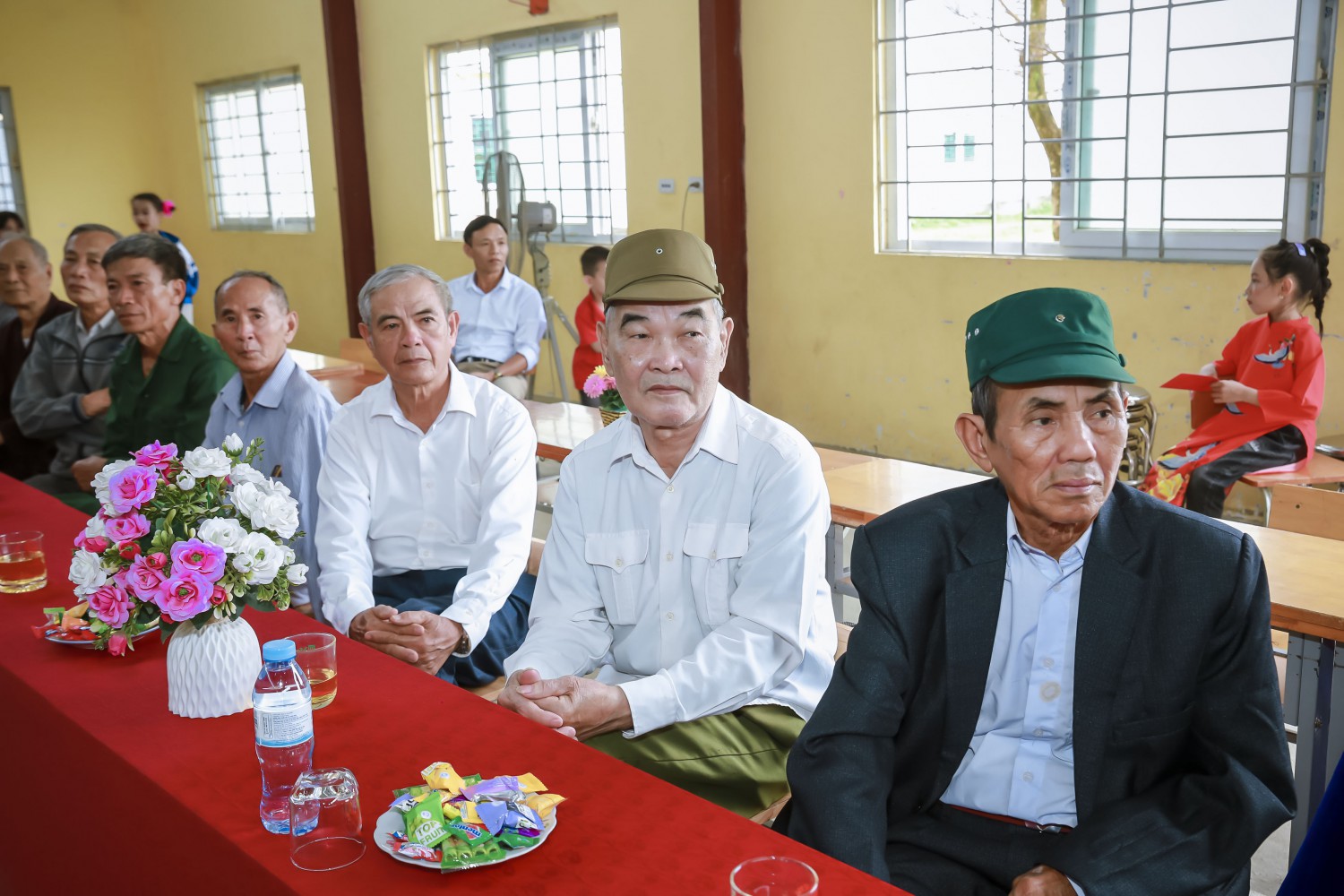 Các cụ ông 2