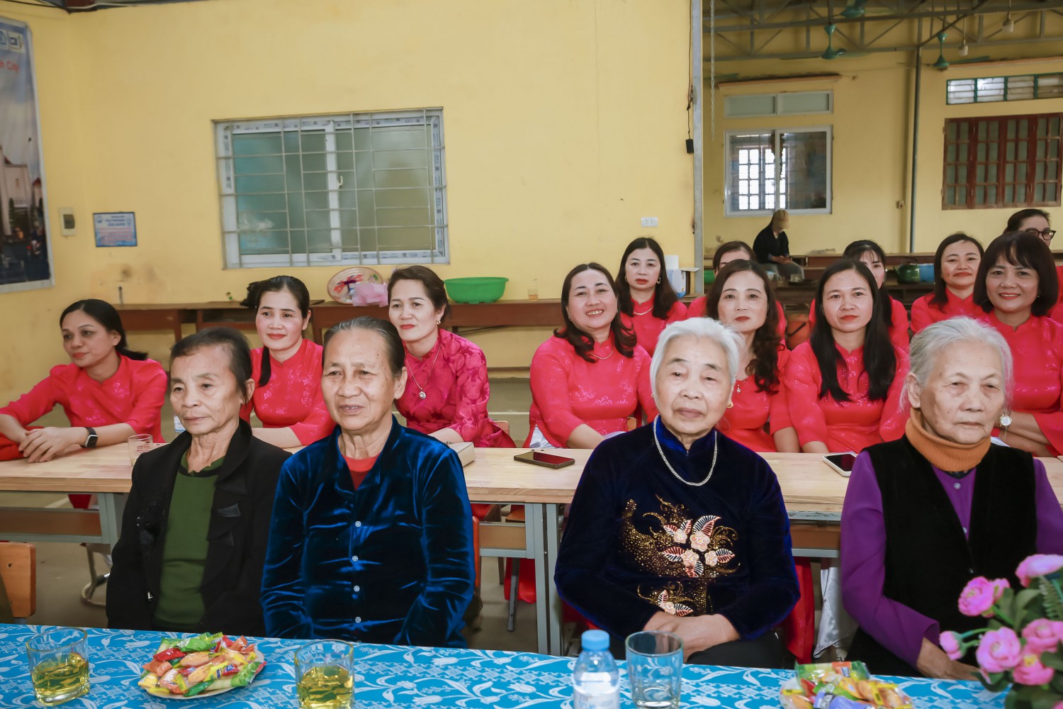 Cụ bà